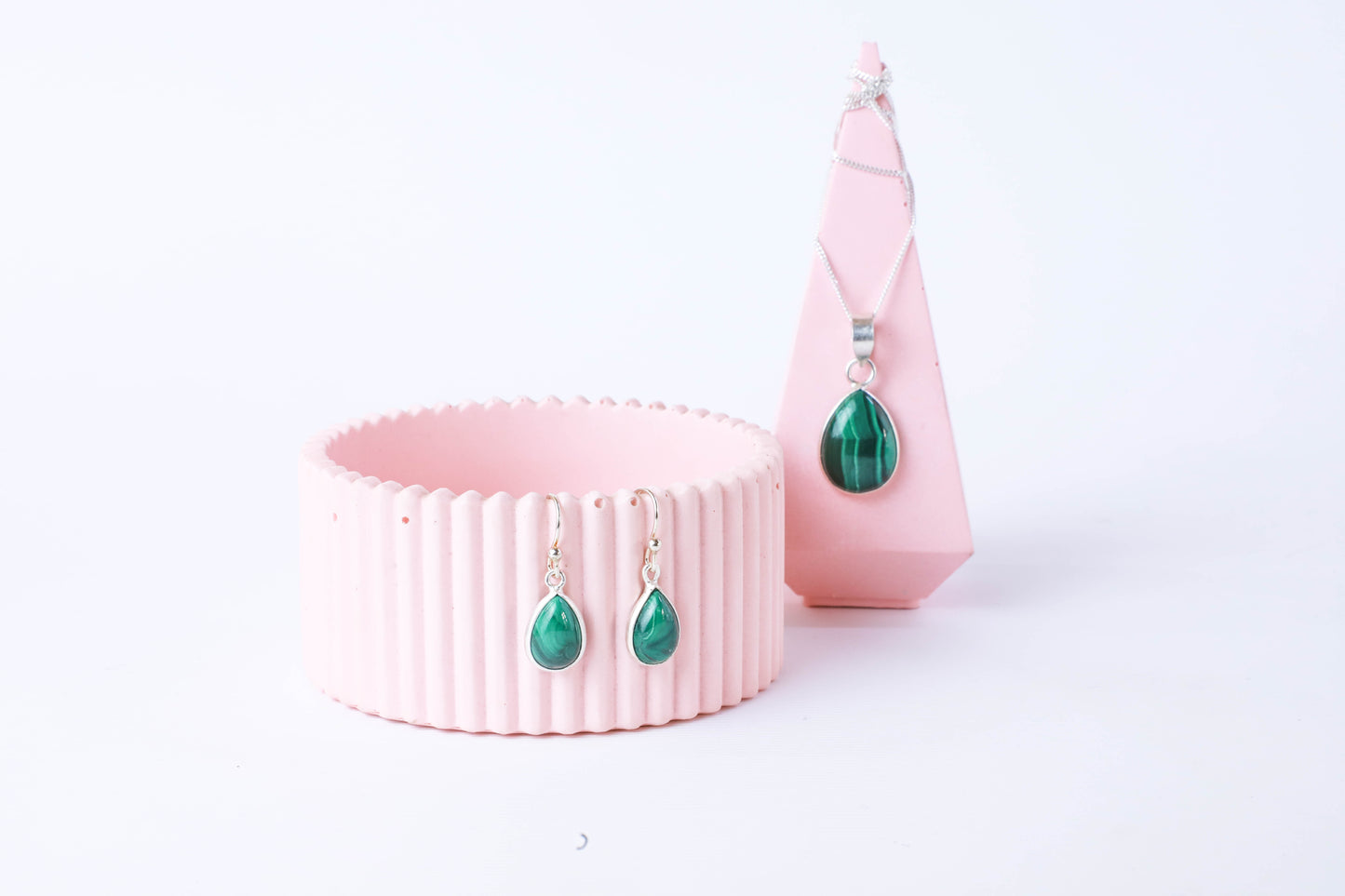 Elegant Teardrop Malachite Pendant with earrings