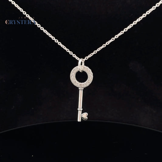 Elegant key necklace